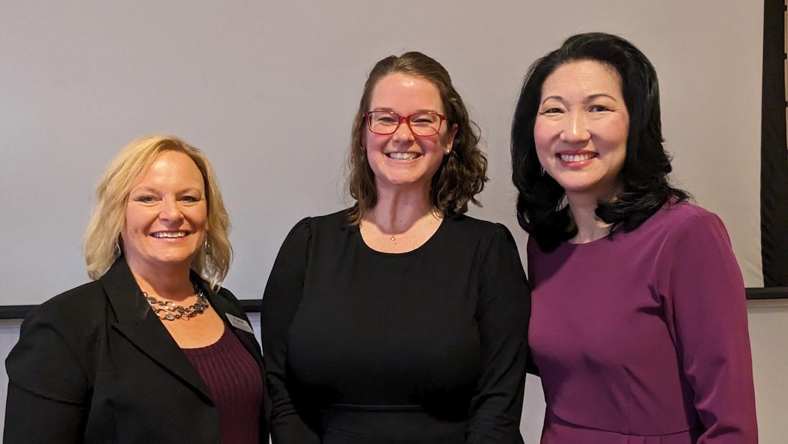 Kaitlin Northey receiving her award from VTAEYC Executive Director Sharron Harrington and NAEYC CEO Michelle Kang. (Photo: Katie Titterton) 