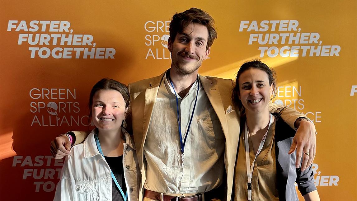 SI-MBA students attend the Green Sports Alliance Summit