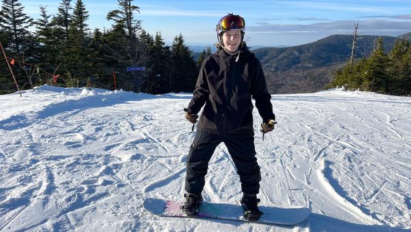 geld component temperen Senior Katie Conlon Turns Snowboarding Passion Into Career