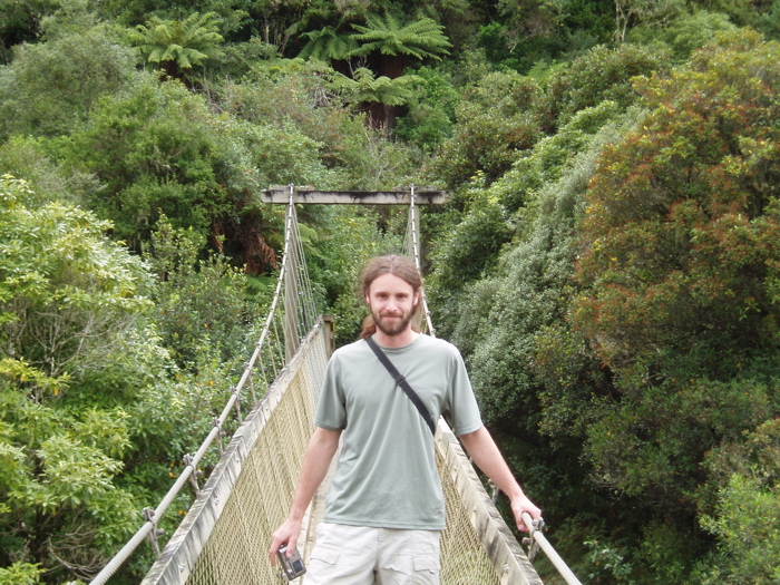 luke_swingbridge