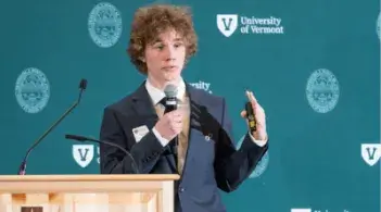 Hardy presents at the Vermont Pitch Challenge