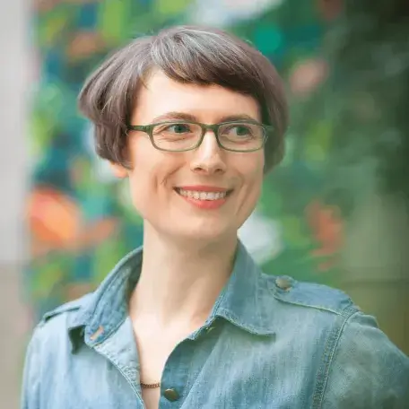 Headshot of Natalya Zahn