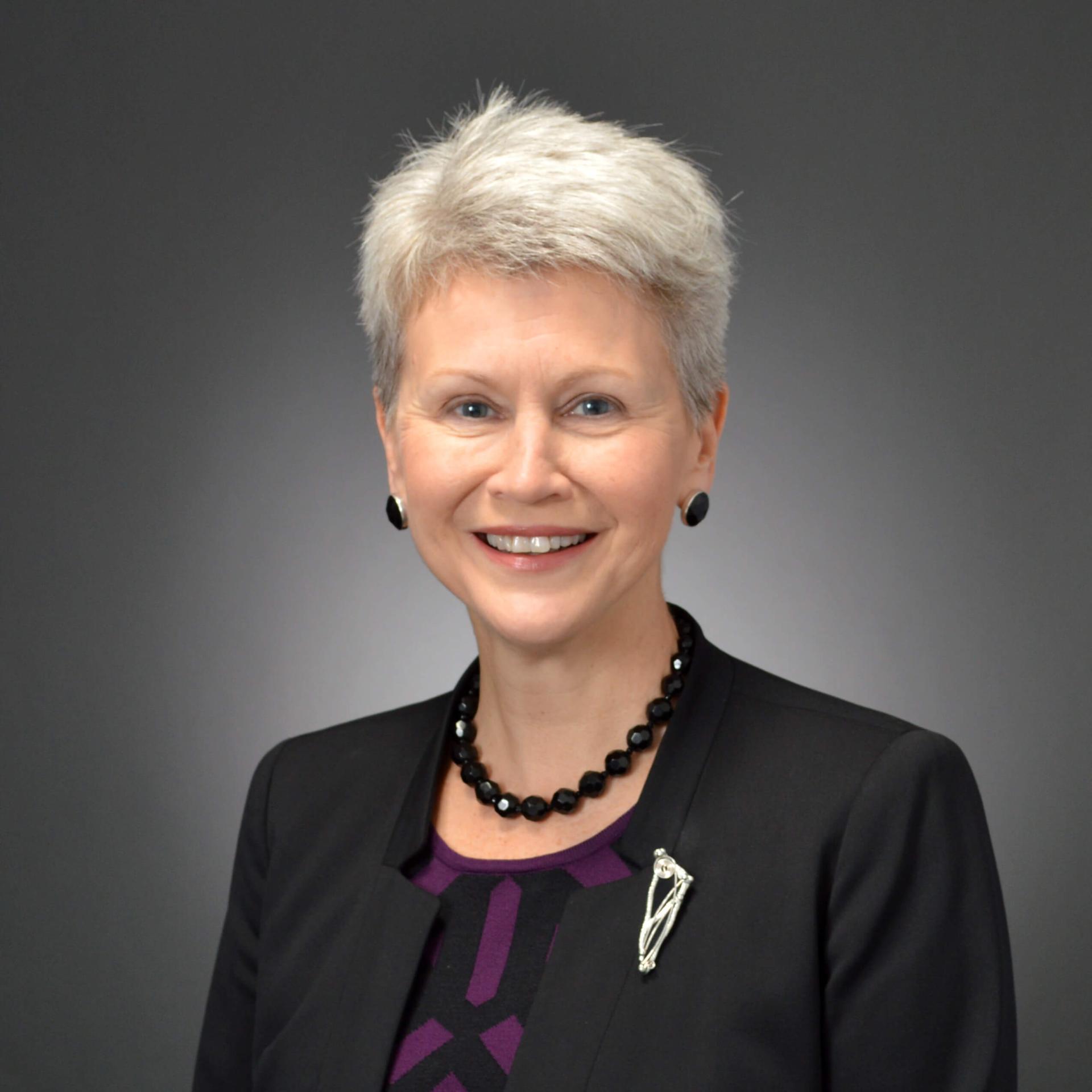 headshot of smiling woman