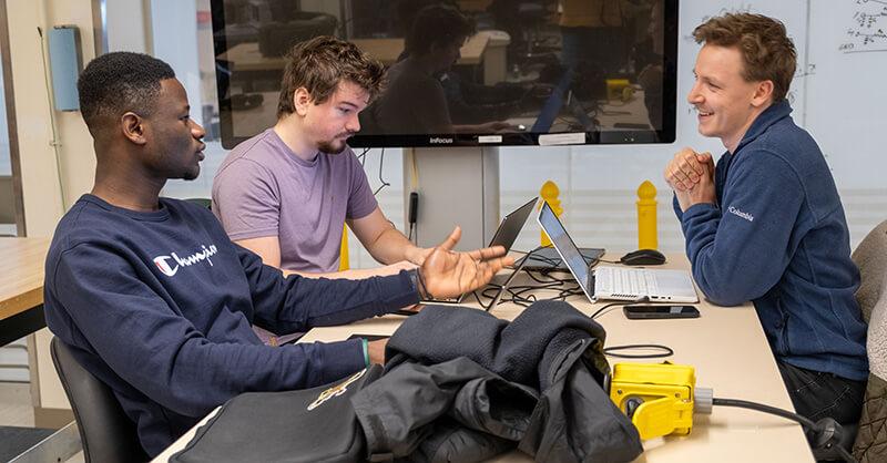 Senior CEMS students at work on their capstone project