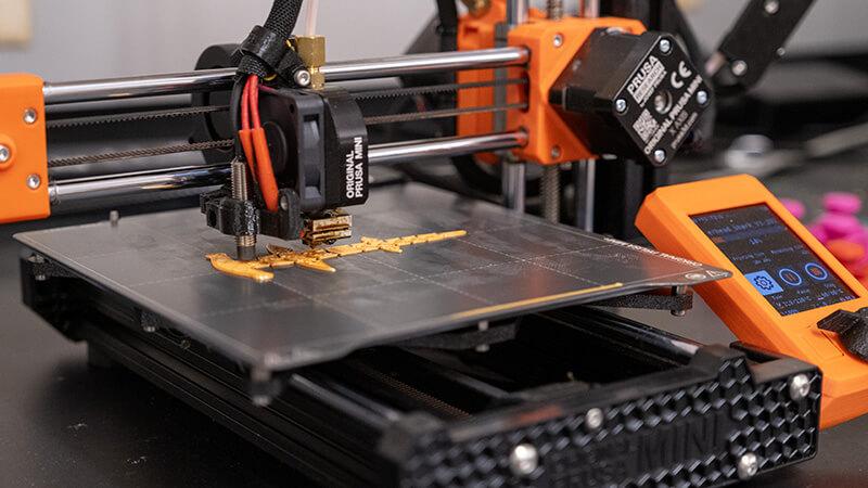 A 3D printer in the CEMS Fab Lab