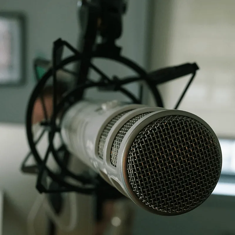 Up close picture of a microphone used for podcast.